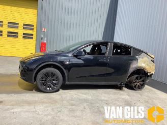 Sloopauto Tesla Model Y Model Y (5YJY), SUV, 2019 / 2025 RWD 2023/5