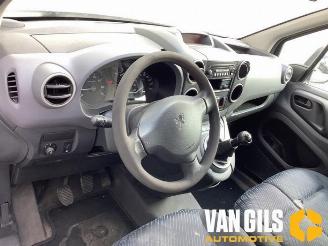 Peugeot Partner Partner Tepee (7A/B/C/D/E/F/G/J/P/S), MPV, 2008 / 2018 1.6 HDiF 90 16V Phase 1 picture 12