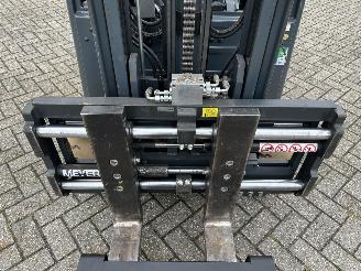 Jungheinrich  EFG 220 330ZZ picture 6