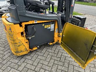 Jungheinrich  EFG 220 330ZZ picture 13