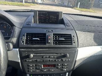 BMW X3 3.0SI picture 17