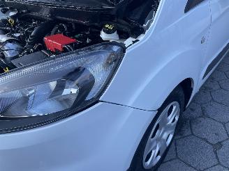 Ford Transit Courier Van 1.0 EcoBoost 100PK picture 9