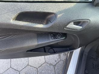 Ford Transit Courier Van 1.0 EcoBoost 100PK picture 13