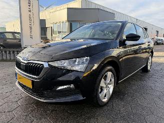 uszkodzony samochody osobowe Skoda Scala 1.0 TSI Ambition 2023/1