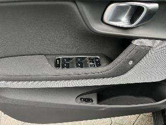 Polestar 2 Long Range Dual Motor Launch Edition 78kWh picture 17