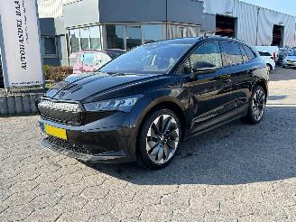 krockskadad bil auto Skoda Enyaq IV 80X 265PK 4x4 2023/1