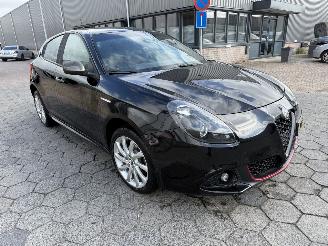 Alfa Romeo Giulietta 1.6 JTD AUTOMAAT 120PK picture 3