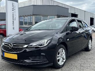 krockskadad bil auto Opel Astra Sports Tourer 1.0 Turbo Online Edition 2018/11