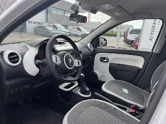 Renault Twingo 1.0 SCe Collection picture 14