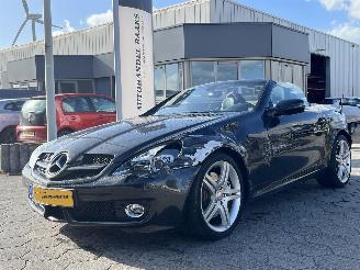 Vaurioauto  passenger cars Mercedes SLK 200 AMG Prestige Plus 2010/5