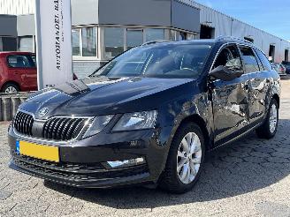 Auto incidentate Skoda Octavia Combi 1.0 TSI Greentech Ambition Business 2019/1