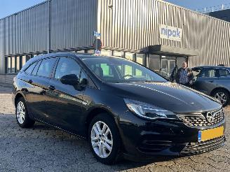Opel Astra Sports Tourer 110 pk Edition picture 3