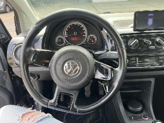 Volkswagen Up! 1.0 high up! BlueMotion picture 19