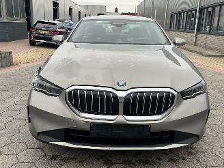 BMW 5-serie 520i picture 2