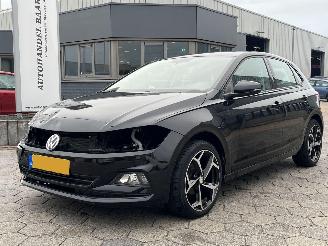 Schadeauto Volkswagen Polo 1.0 TSI Comfortline 2019/10