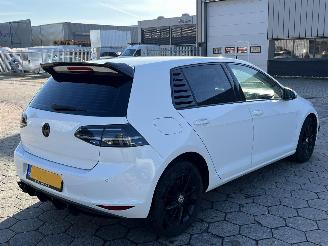 Volkswagen Golf 1.2 TSI Highline picture 4