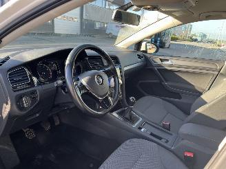 Volkswagen Golf 1.2 TSI Highline picture 11
