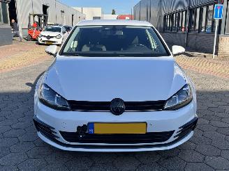 Volkswagen Golf 1.2 TSI Highline picture 2