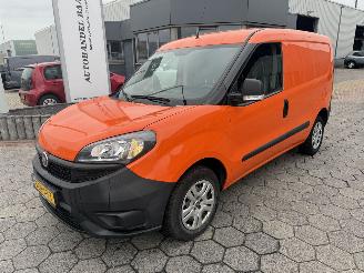 krockskadad bil bedrijf Fiat Doblo Cargo 1.3 MJ L1H1 SX 2020/8