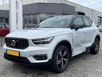 Schadeauto Volvo XC40 1.5 T2 R-Design 2020/12