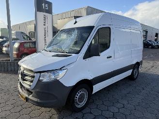 krockskadad bil bedrijf Mercedes Sprinter 314 2.2 CDI L1H2 DC 2020/5