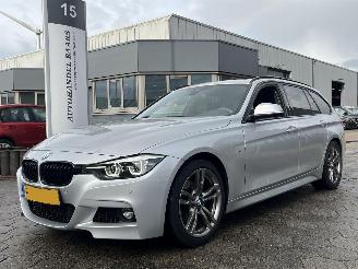 uszkodzony samochody osobowe BMW 3-serie Touring 318i M Sport Corporate Lease 2019/11