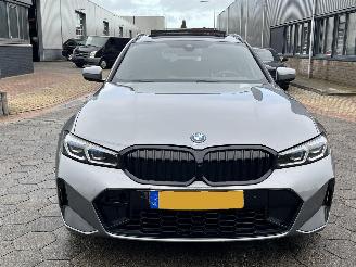 BMW 3-serie 330e M  xDrive picture 2