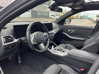 BMW 3-serie 330e M  xDrive picture 15