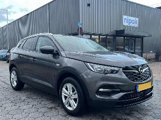 Vaurioauto  passenger cars Opel Grandland X`1.2 Turbo Business + 2018/12