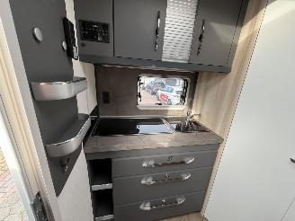 Hobby  460 SFF DE LUXE  AIRCO picture 10