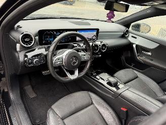 Mercedes A-klasse 200 AMG PANO Premium Plus picture 14