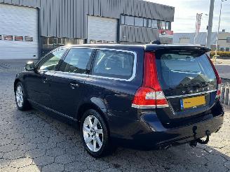 Volvo V-70 2.0 D4 Inscription Edition picture 6