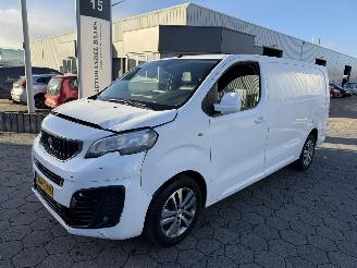 skadebil bedrijf Peugeot Expert 2.0 BlueHDI 120 Long Premium 2019/12