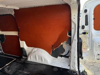 Peugeot Expert 2.0 BlueHDI 120 Long Premium picture 10