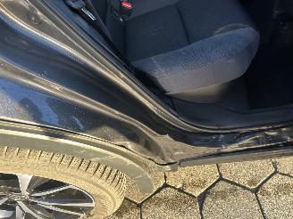 Toyota CH-R 1.8 Hybrid 140 Dynamic picture 9