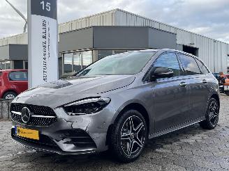 Auto incidentate Mercedes B-klasse 250 e Business Solution AMG Limited 2021/11