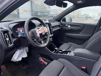 Volvo XC40 Single Motor Extended Range Plus 82 kWh picture 14