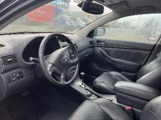 Toyota Avensis Wagon 2.4 VVTi Executive AUTOMAAT picture 11