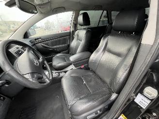 Toyota Avensis Wagon 2.4 VVTi Executive AUTOMAAT picture 12