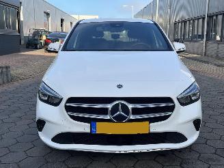 Mercedes B-klasse 200d AUTOMAAT picture 2