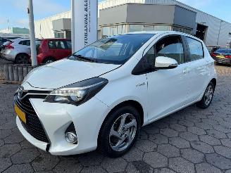 škoda osobní automobily Toyota Yaris 1.5 Hybrid Lease 2015/1