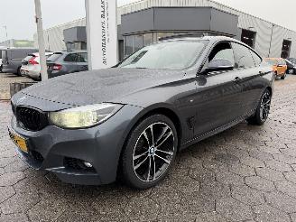Auto incidentate BMW 3-serie 320i xDrive High Executive 2019/10