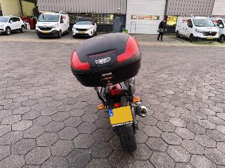 Suzuki GSX 750 Sport picture 4