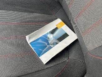 Opel Corsa 1.4-16V Color Edition picture 19