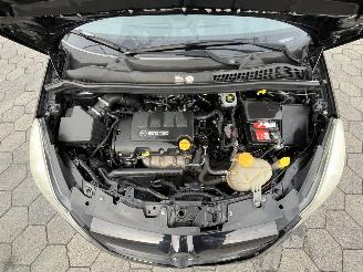 Opel Corsa 1.4-16V Color Edition picture 7