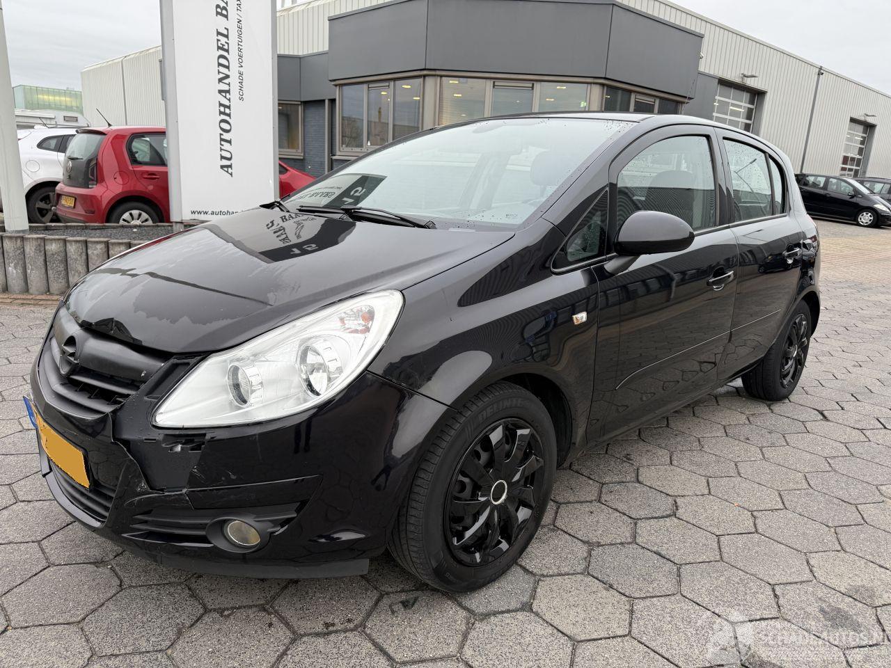 Opel Corsa 1.2-16V Essentia