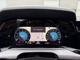 Volkswagen Golf 1.0 eTSI Life Business picture 17