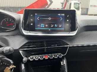 Peugeot 208 1.2 PureTech Active picture 18