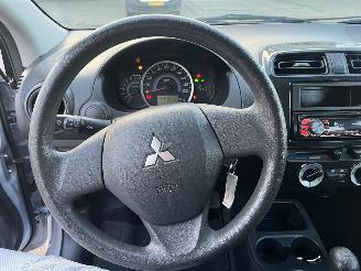 Mitsubishi Space-star 1.0 Inform picture 15