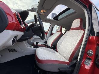 Volkswagen Up! 1.0 move up! BlueMotion picture 17